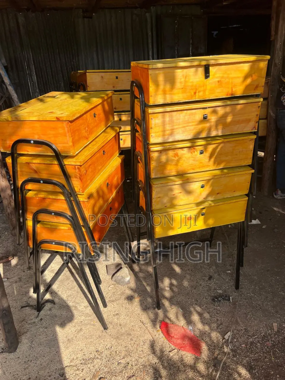 Best Quality Cyprus Lockers and Chairs