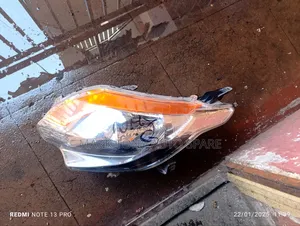 Mistubish L200 Head Light Non Zenon