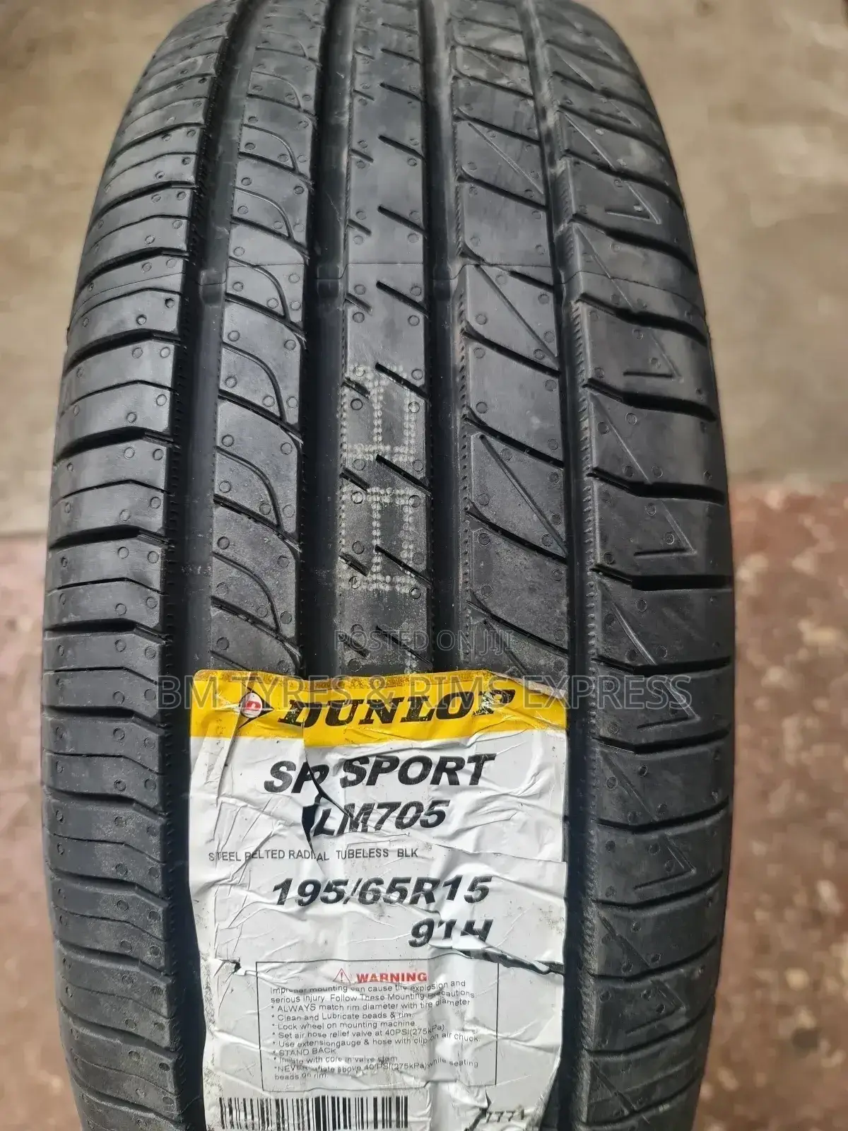 195 /65 R15 Dunlop TYRES (Japan)