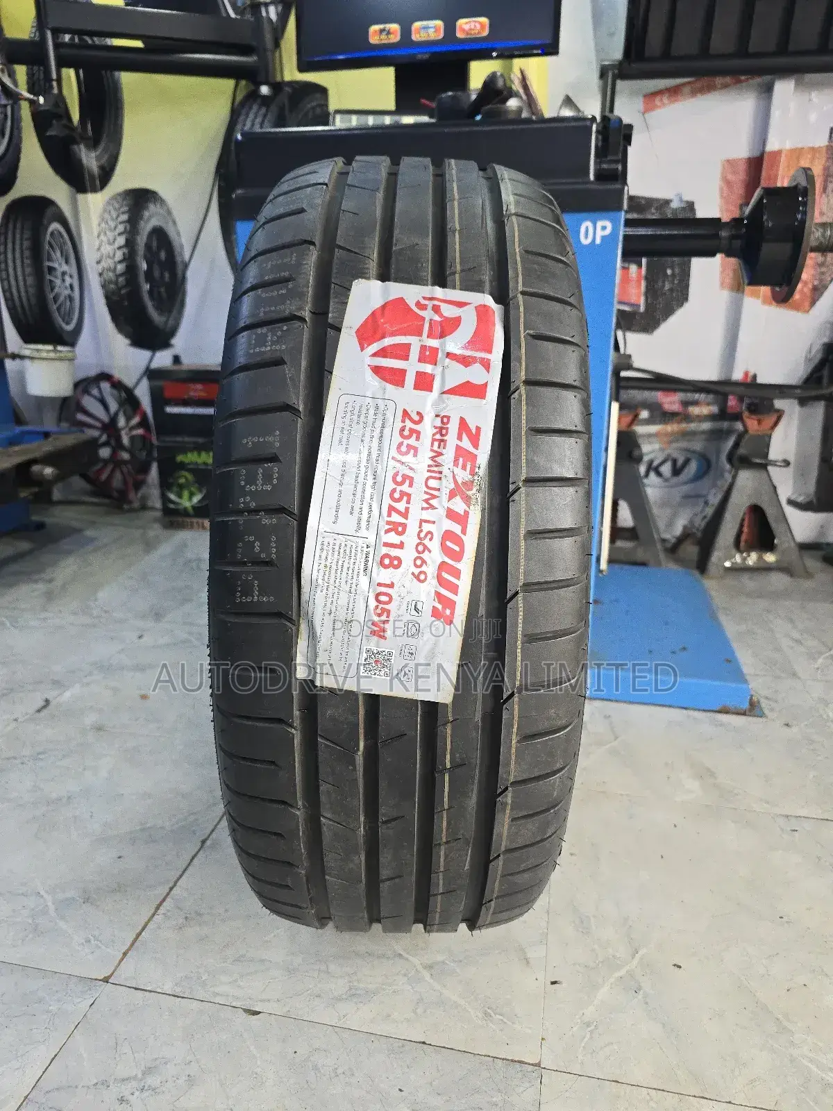 255/55r18 Zextour Premium Tyre
