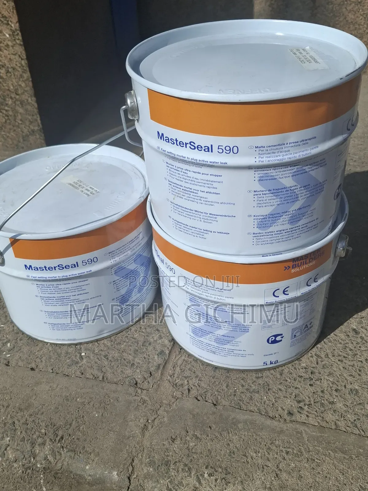 Quick Leaking Crack Repair Masterseal 590