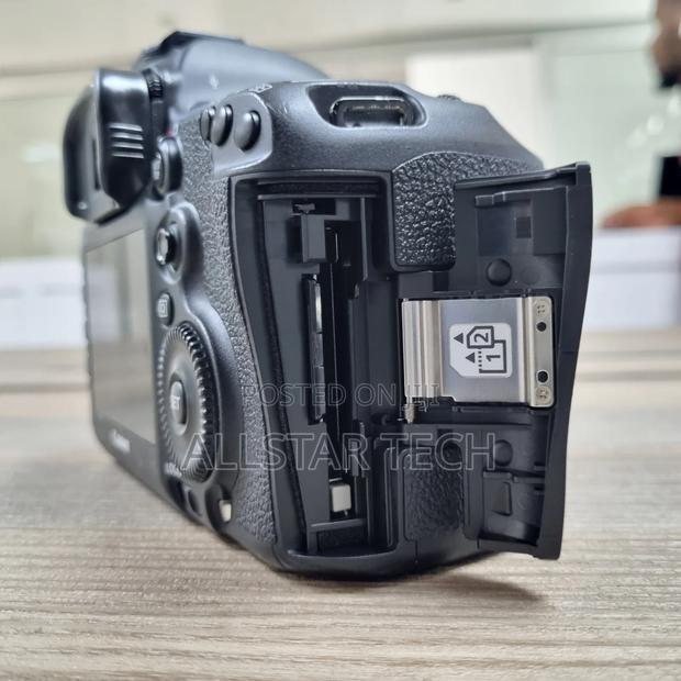 Canon Eos 5d Mark Iii DSLR Camera (Body Only) - thumbnail 5