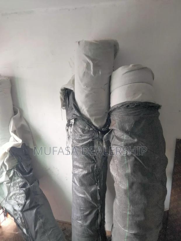 Smooth White Geotextile Fabric Membrane