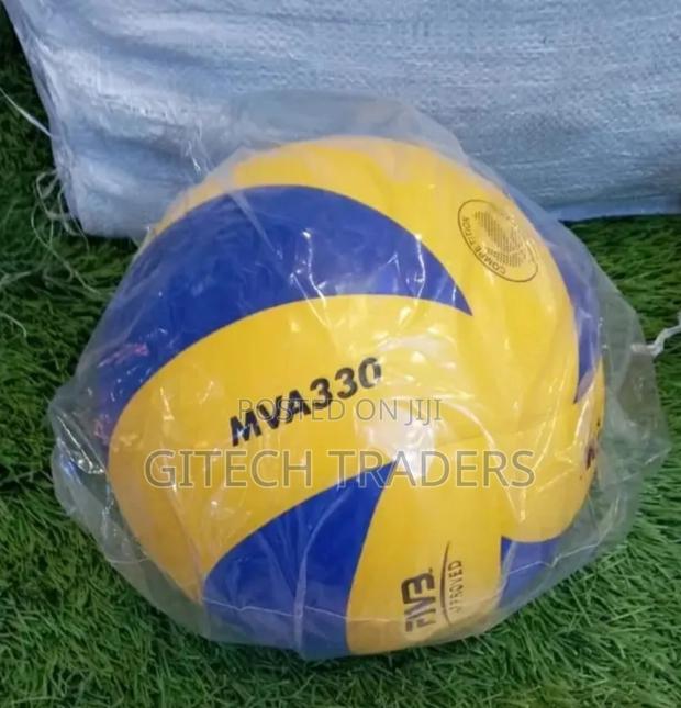 Mikasa Volleyball MVA330