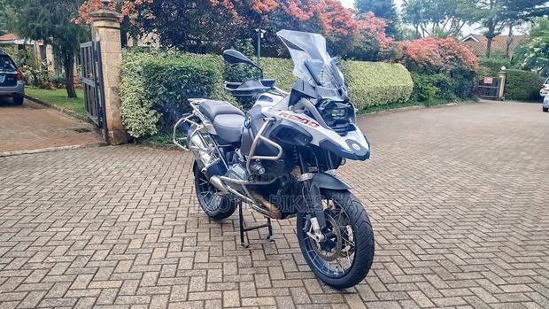 BMW R1200 2017 White - thumbnail 2