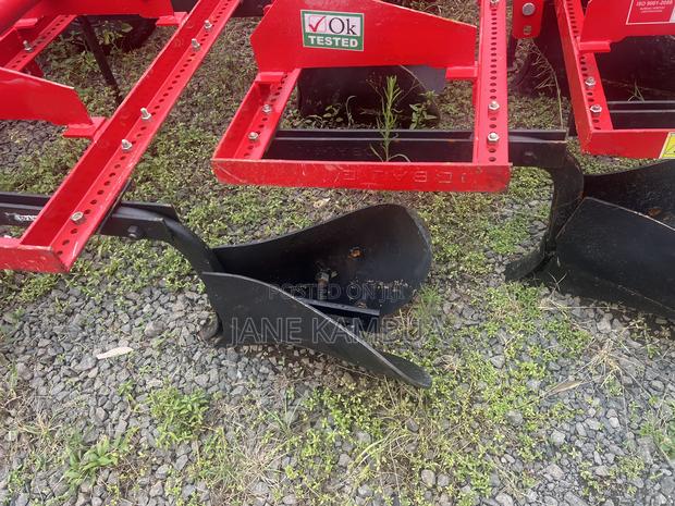 Bedmaker /Ridger Plough 3rows - thumbnail 2