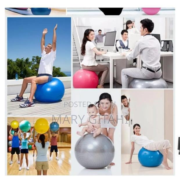 *75cm Diameter Exercise Yoga Balls With Free Pump at 