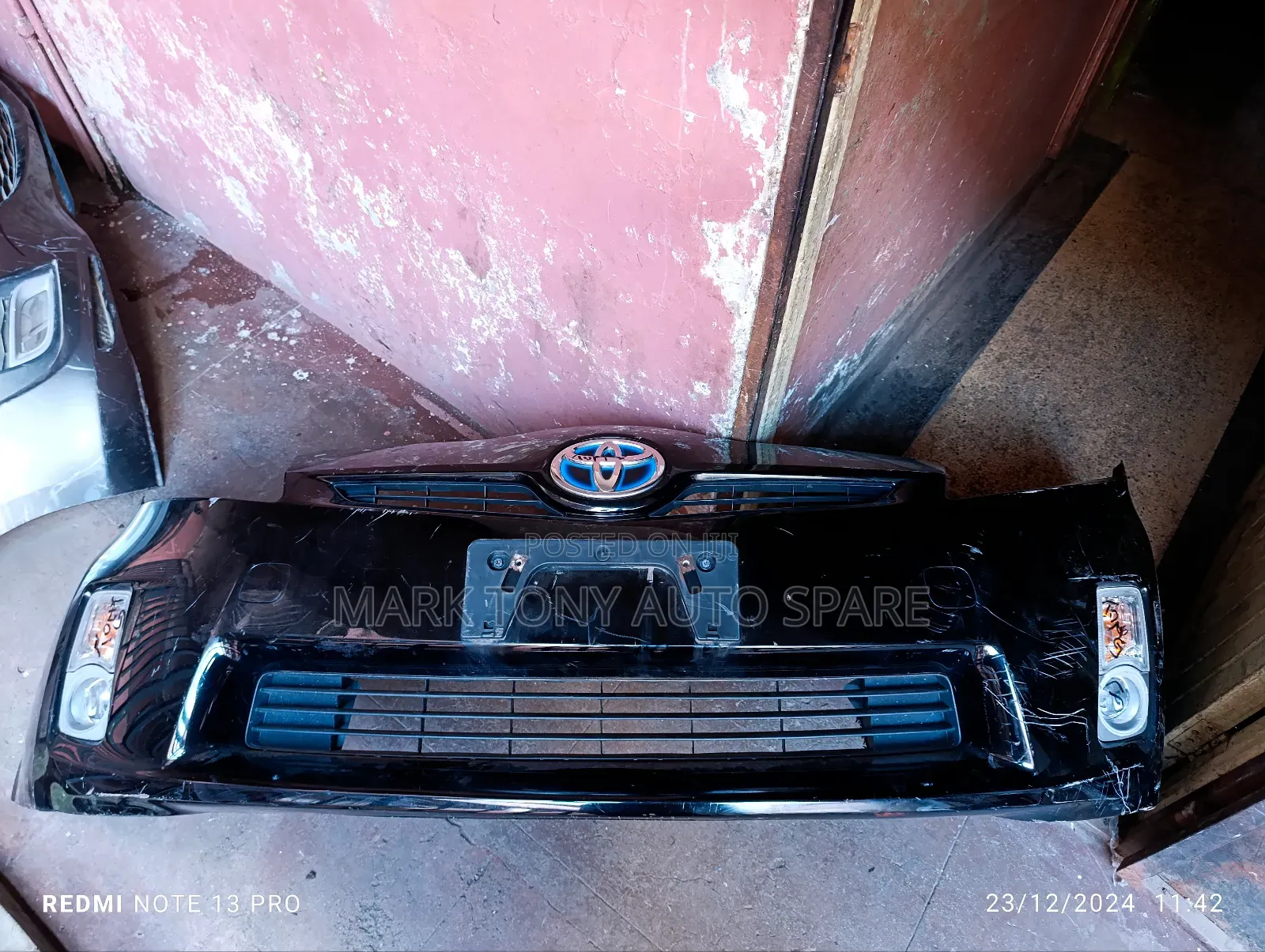 Toyota Prius 2010 Front Bumper