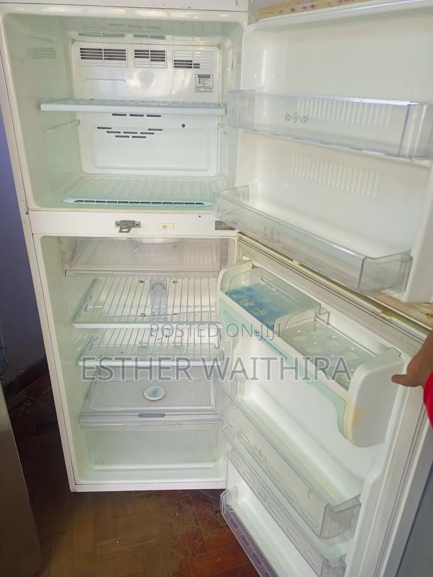 White Lg 350l Digital Fridge - thumbnail 4