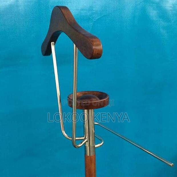 Office Hanger: Mahogany Executive Coat Hanger - thumbnail 2