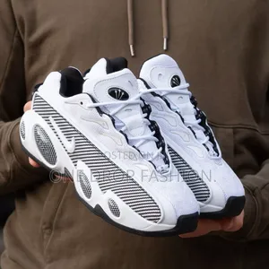 Nocta Glide M12