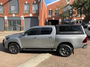 Standard Features Sport Canopy