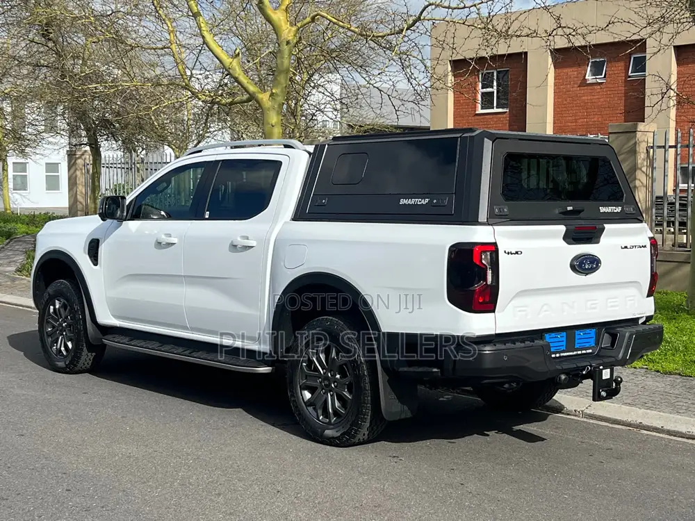 Standard Features Sport Canopy