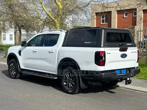 Standard Features Sport Canopy