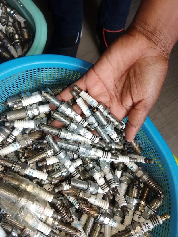 Suzuki Original Sparkplugs - thumbnail 2