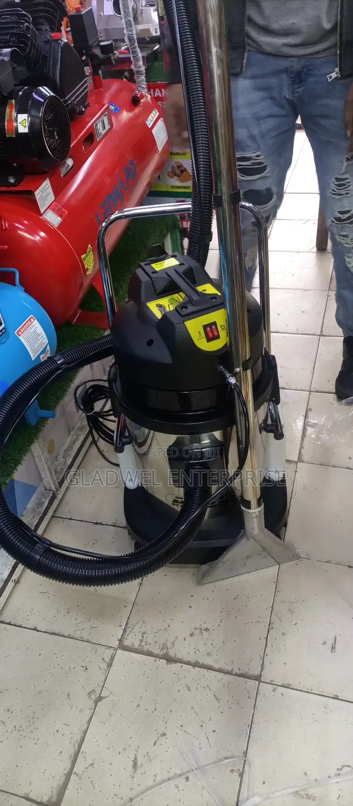 20lt Heavy Duty Carpet Cleaner/Vaccum Cleaner Wet and Dry