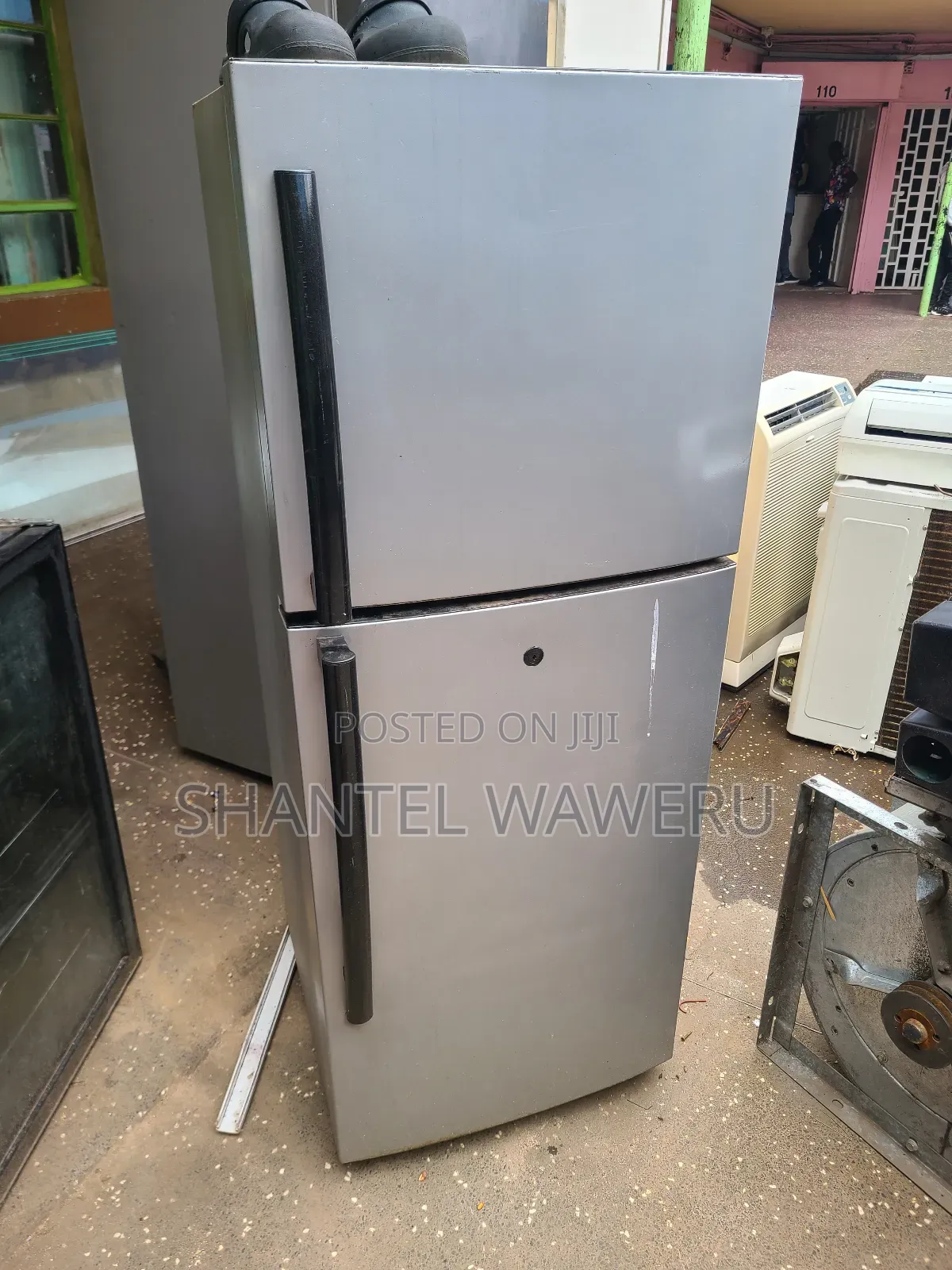 * Samsung Double Door *Fridge 255litres