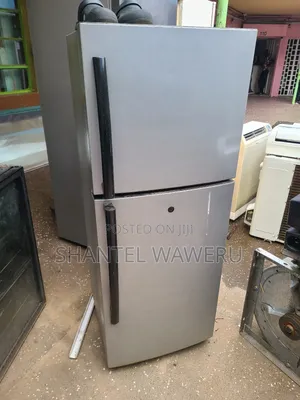 * Samsung Double Door *Fridge 255litres