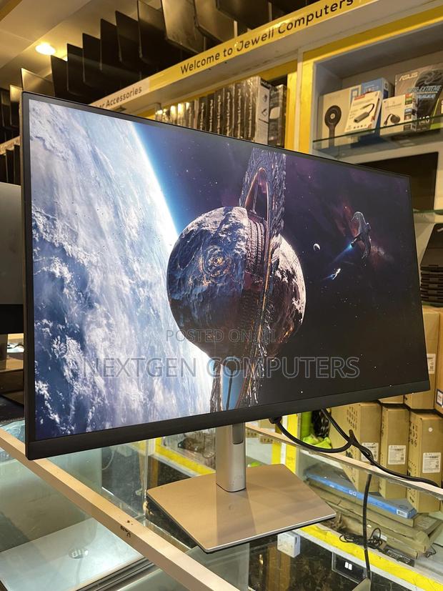 Dell P2723d 27” Qhd(2560x1440p) Ips 60hz Frameless Monitor