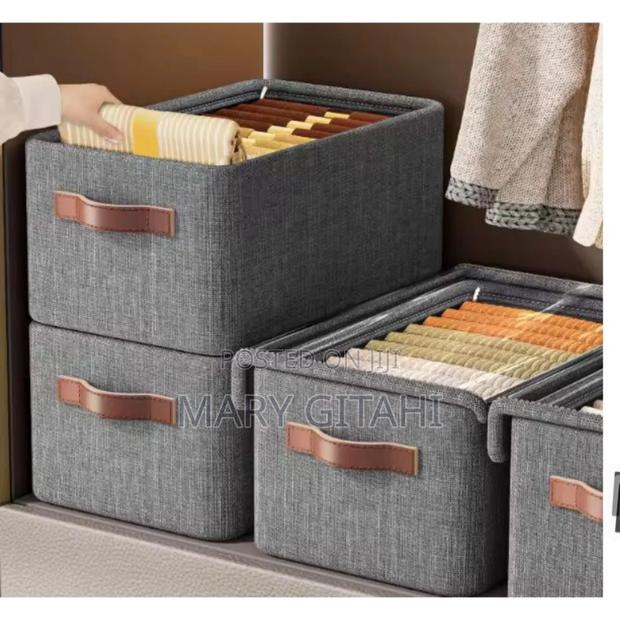 Collapsible Fabric Organizer With a Cover / Storage Basket*