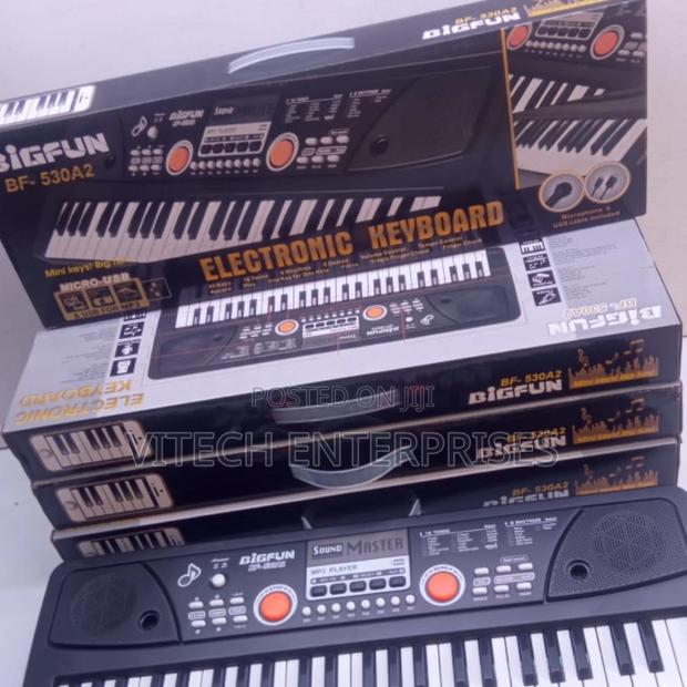 61 Keys Piano - main view