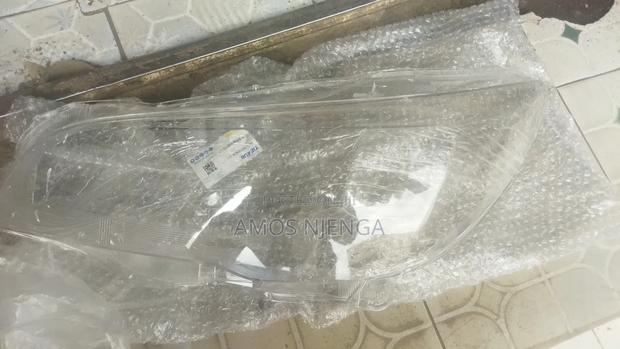 Subaru Outback 2018 Headlight Lens - thumbnail 2