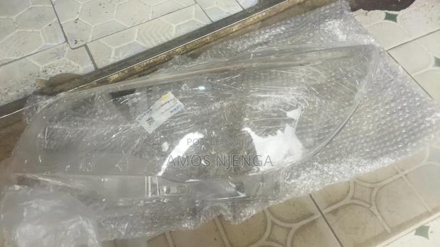 Subaru Outback 2018 Headlight Lens - thumbnail 4