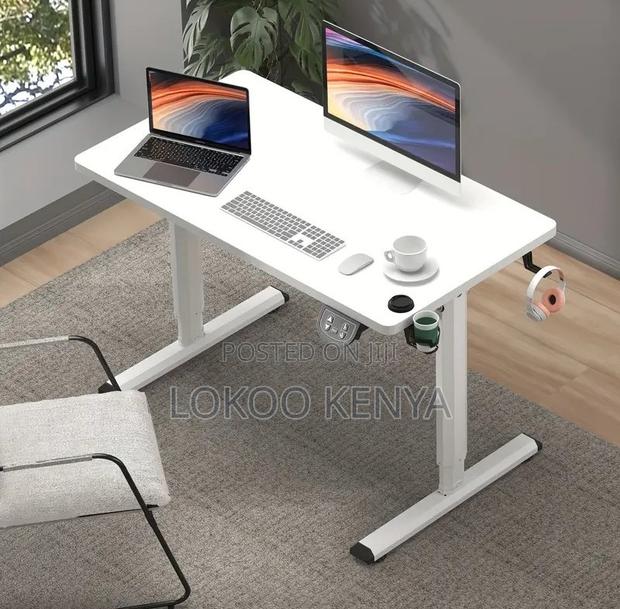 Office Desk: Motorized Standing Height Adjustment Desk - thumbnail 4