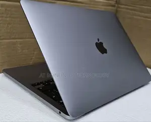 Laptop Apple MacBook Pro 2022 M2 8GB Intel Core M2 SSD 256GB