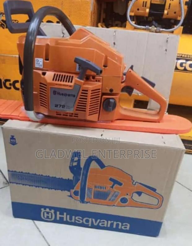 Husqvarna 272 Gasoline Powersaw - main view