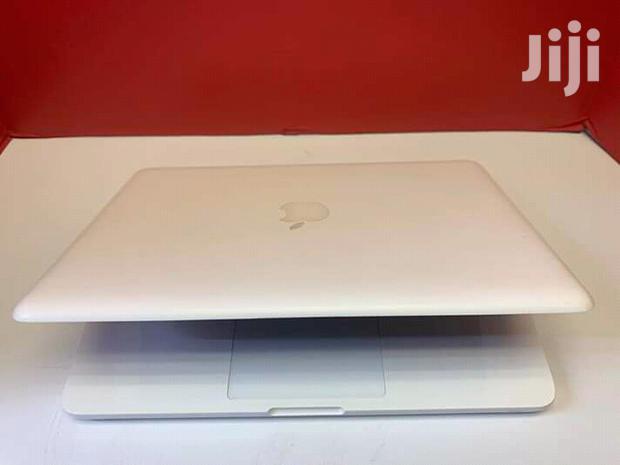 Laptop Apple MacBook 4GB Intel Core 2 Duo HDD 500GB - thumbnail 3
