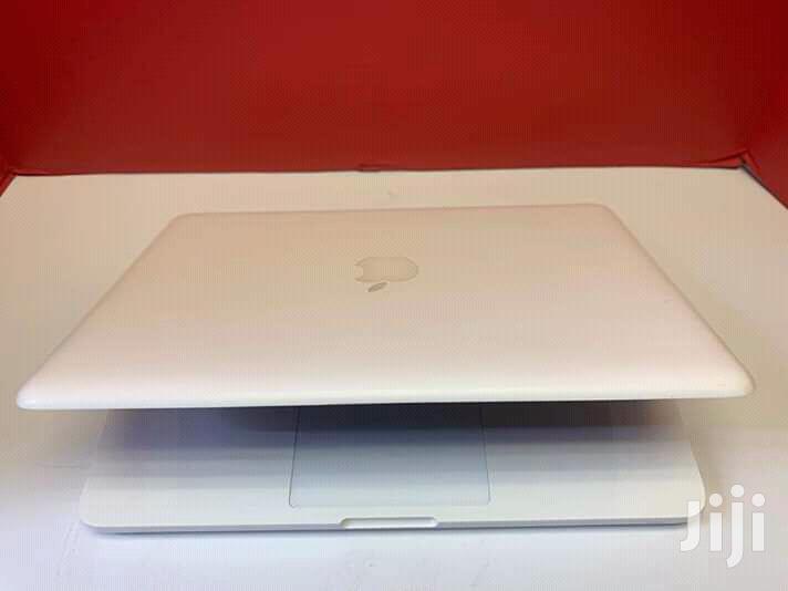Laptop Apple MacBook 4GB Intel Core 2 Duo HDD 500GB