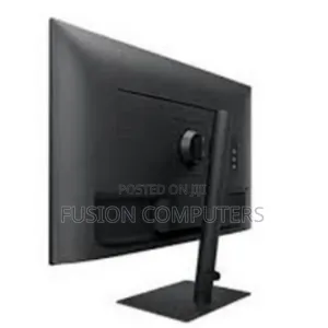 Samsung Viewfinity S8 32′′ UHD HDR USB-C Monitor