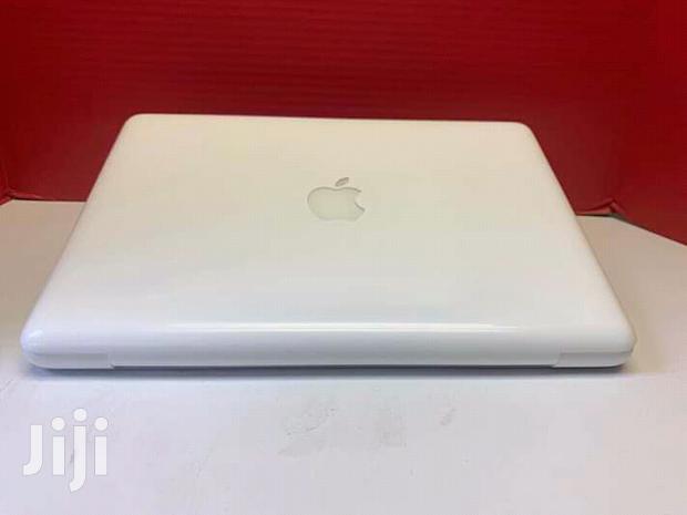 Laptop Apple MacBook 4GB Intel Core 2 Duo HDD 500GB - thumbnail 3
