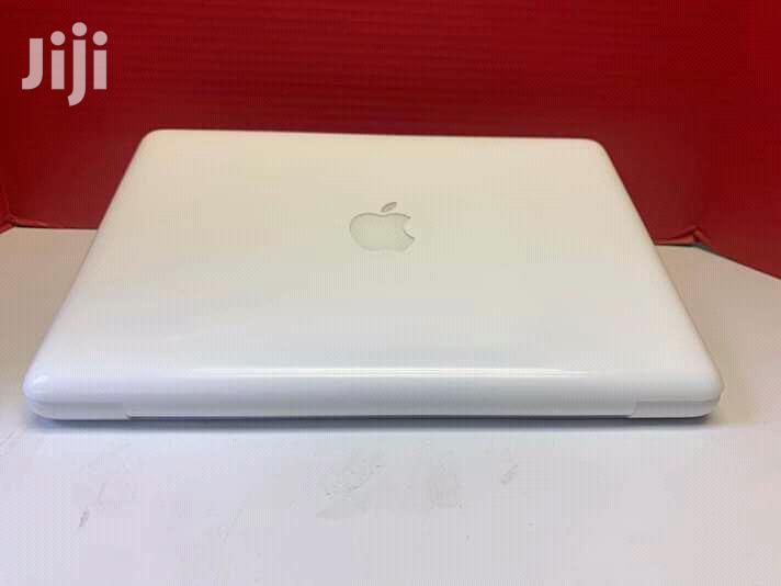 Laptop Apple MacBook 4GB Intel Core 2 Duo HDD 500GB
