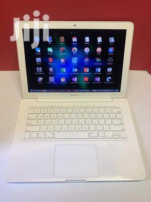 Laptop Apple MacBook 4GB Intel Core 2 Duo HDD 500GB - thumbnail 2