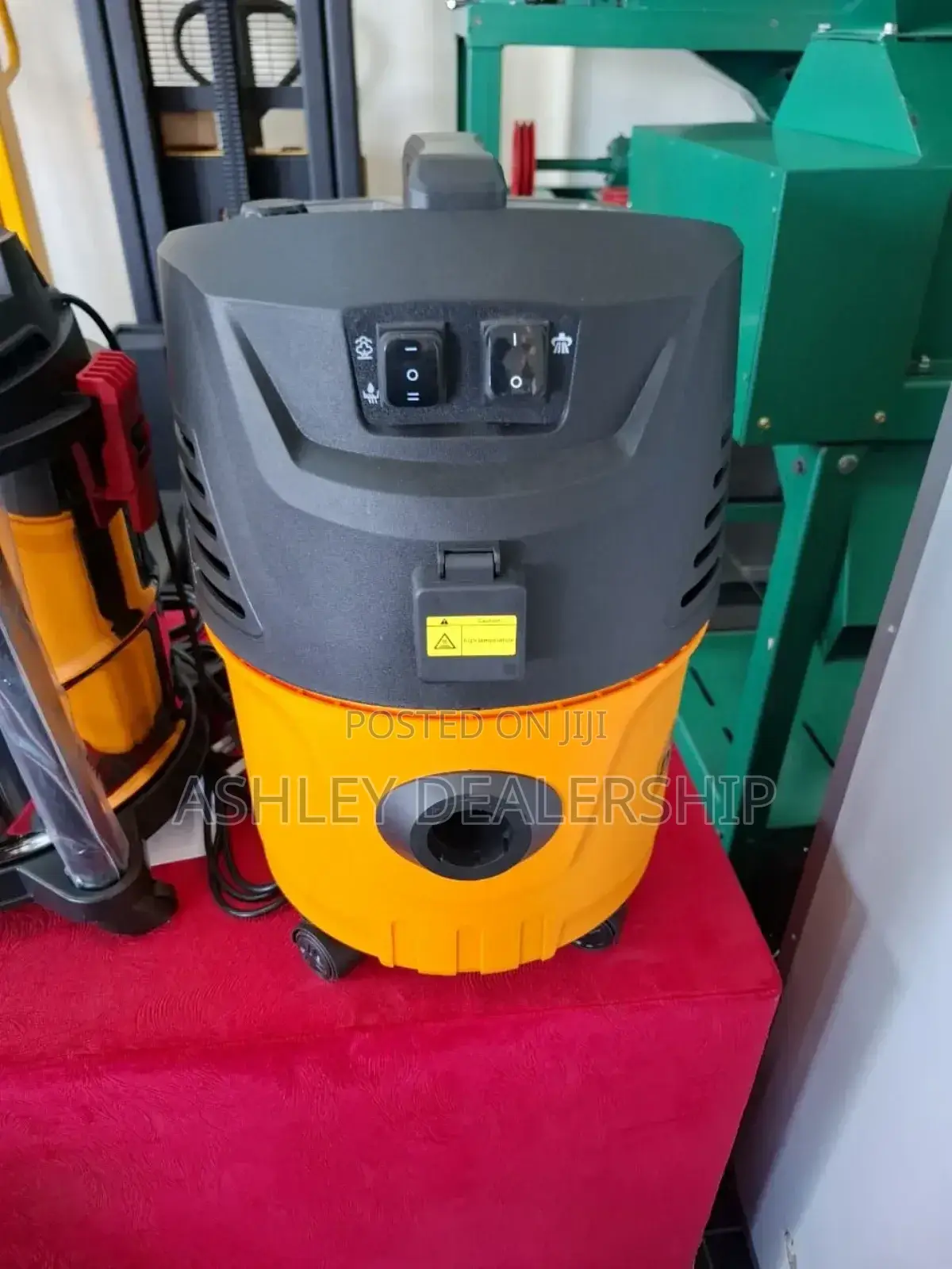 Steam Vacuum Cleaner
