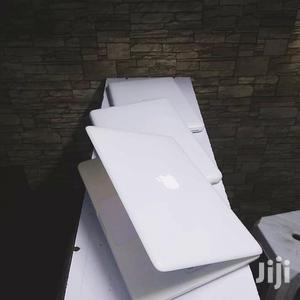Laptop Apple MacBook 4GB Intel Core 2 Duo HDD 500GB