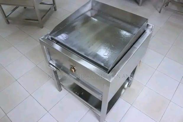Heavy and Durable Hot Plate - main view