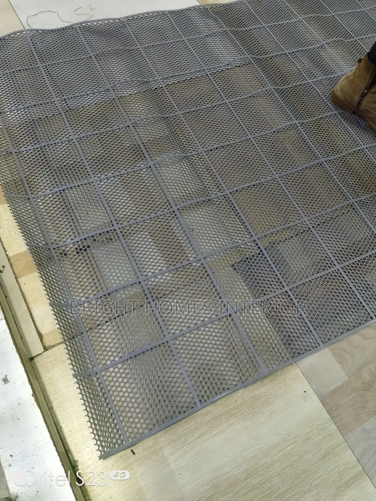 High Quality Bathroom Anti-Slip Mat Available