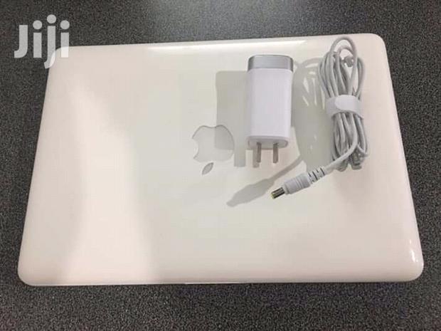 Laptop Apple MacBook 4GB Intel Core 2 Duo HDD 500GB - main view