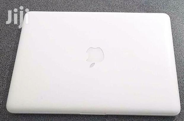 Laptop Apple MacBook 4GB Intel Core 2 Duo HDD 500GB - main view