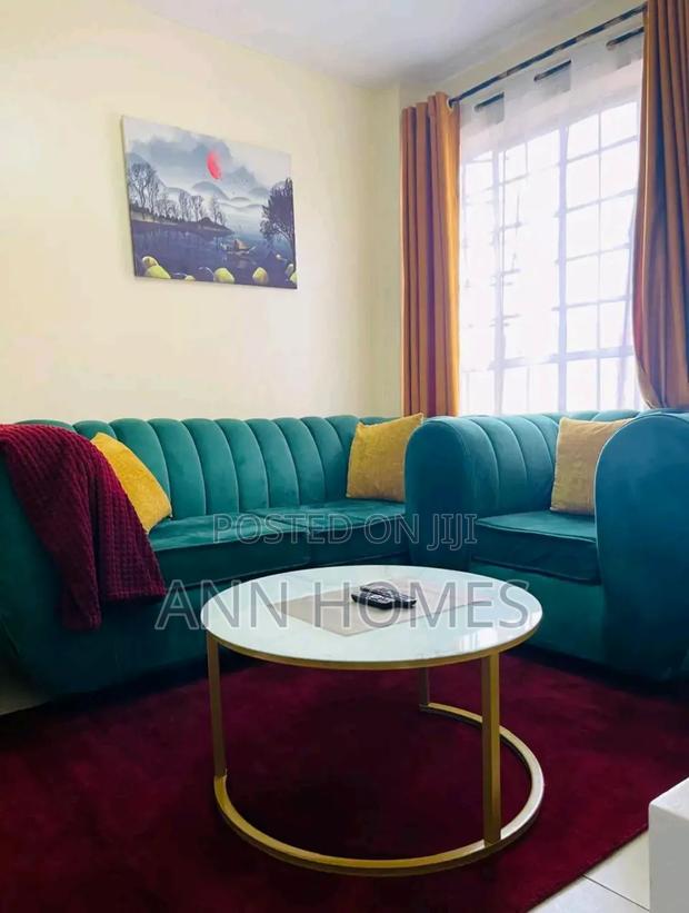 South B One Bedroom - thumbnail 3