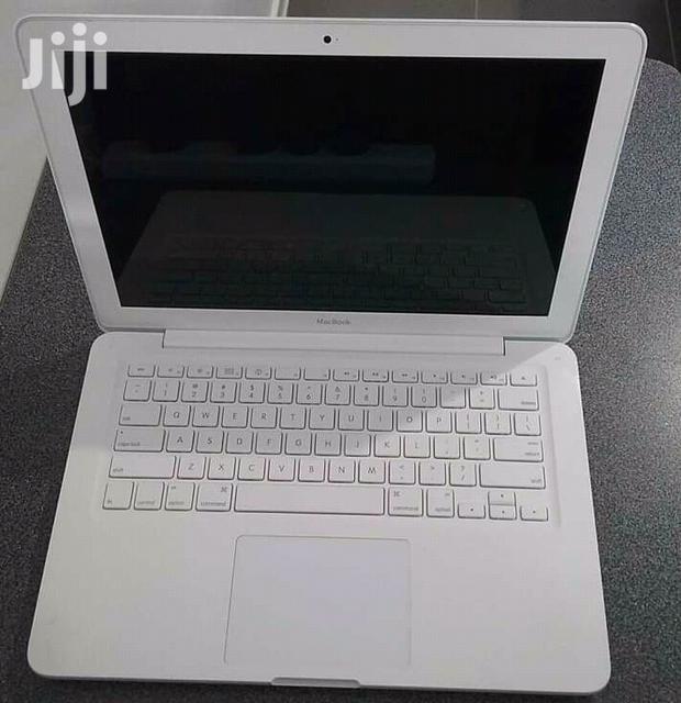 Laptop Apple MacBook 4GB Intel Core 2 Duo HDD 500GB - thumbnail 3