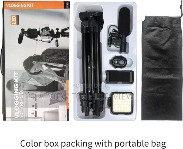 Vlogging Kit With Video Light