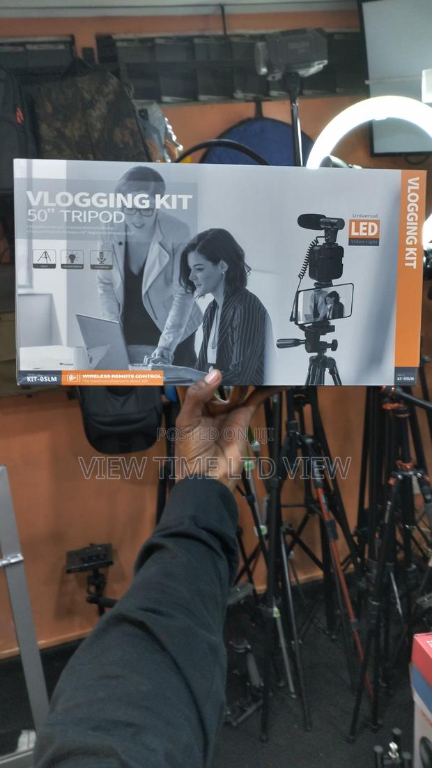 Vlogging Kit With Video Light - thumbnail 2