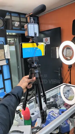 Vlogging Kit With Video Light