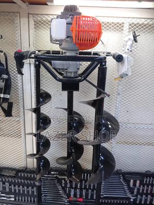 2 Stroke Gasoline Earth Auger - main view