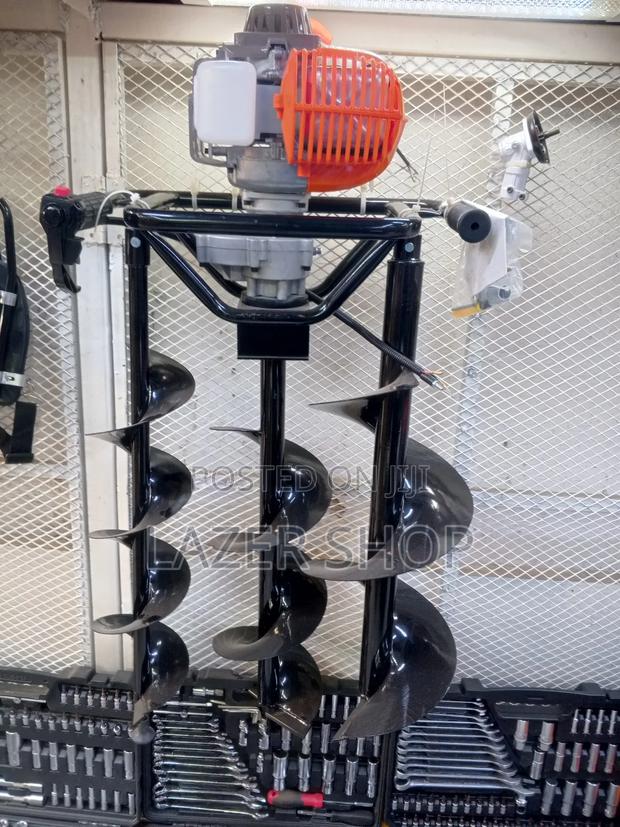 2 Stroke Gasoline Earth Auger - thumbnail 2