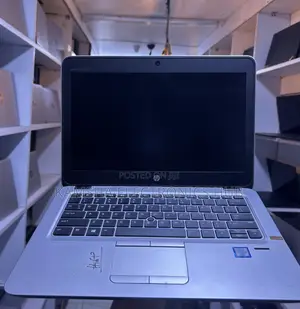 Laptop HP EliteBook 820 G3 8GB Intel Core I7 SSD 256GB
